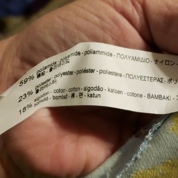 Zara yellow blue lace top scalloped half sleeves - Picture 6 of 6